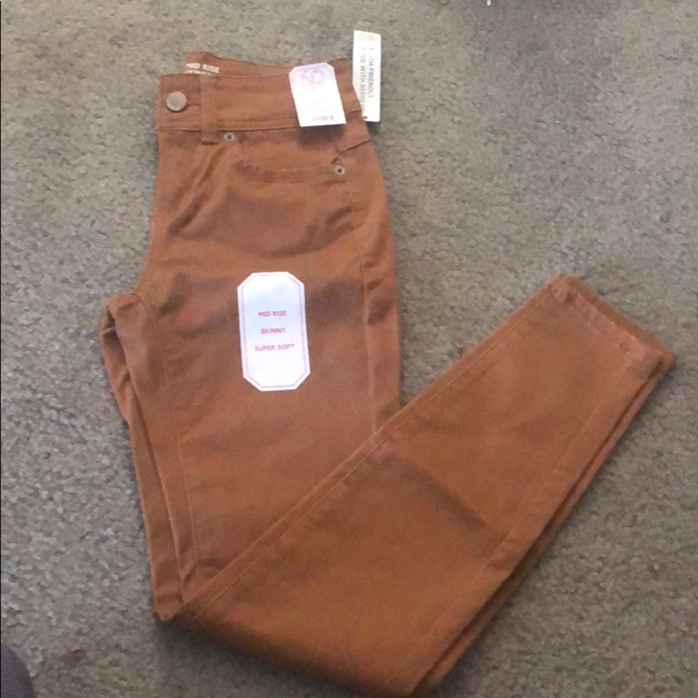 NWT brown skinny jeans